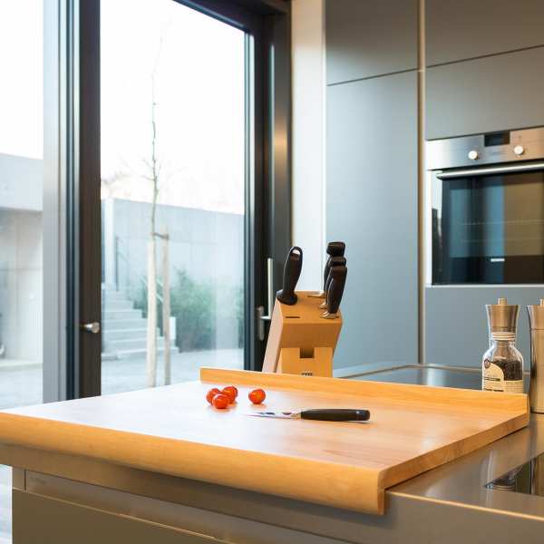 .radix | Boarding House | Einrichtung – Dekorspanplatte, multiplex weiß, Nußbaum furniert .radix | Boarding House | Einrichtung – Dekorspanplatte, multiplex weiß, Nußbaum furniert 10