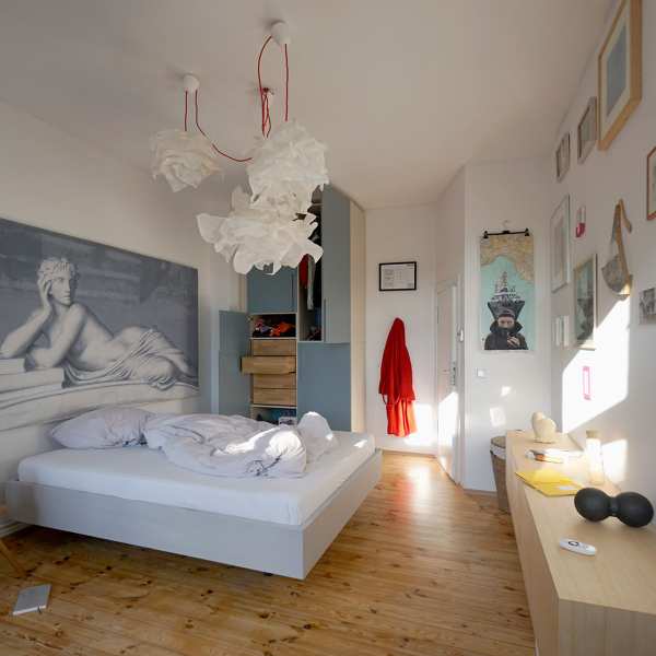 .radix | Wei14 | Bett in Ahorn gebeizt an Stahlgestell .radix | Wei14 | Bett in Ahorn gebeizt an Stahlgestell 2