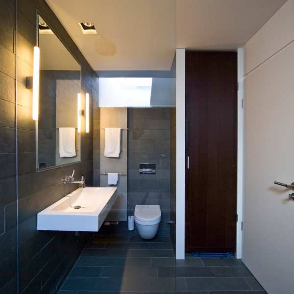 .radix | St63 | flächenbündiger Einbau Spiegelschrank in Multiplex weiß mit Spiegel .radix | St63 | flächenbündiger Einbau Spiegelschrank in Multiplex weiß mit Spiegel 1